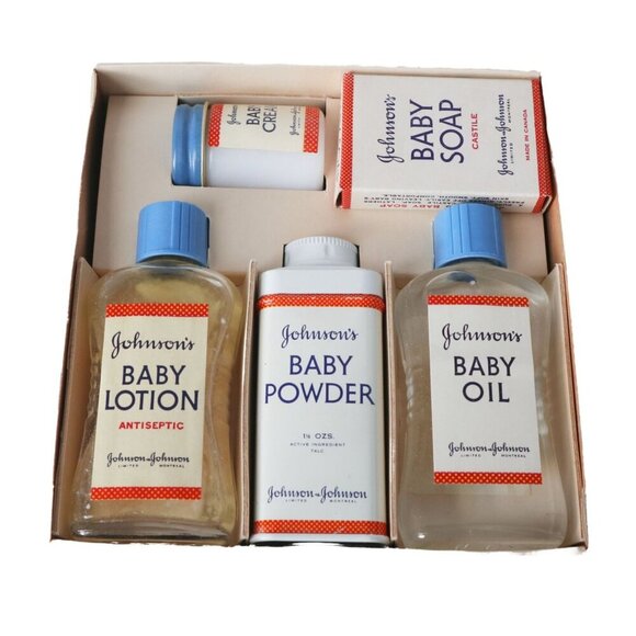 1950s Johnson & Johnson Baby Gift Set - In box - Picture 2 of 5